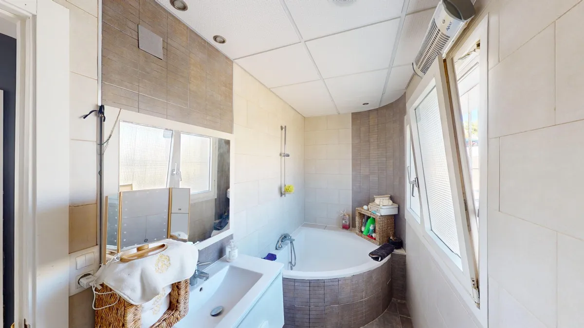 2ed77a88-fc47-4ee1-af16-8e3755287f23