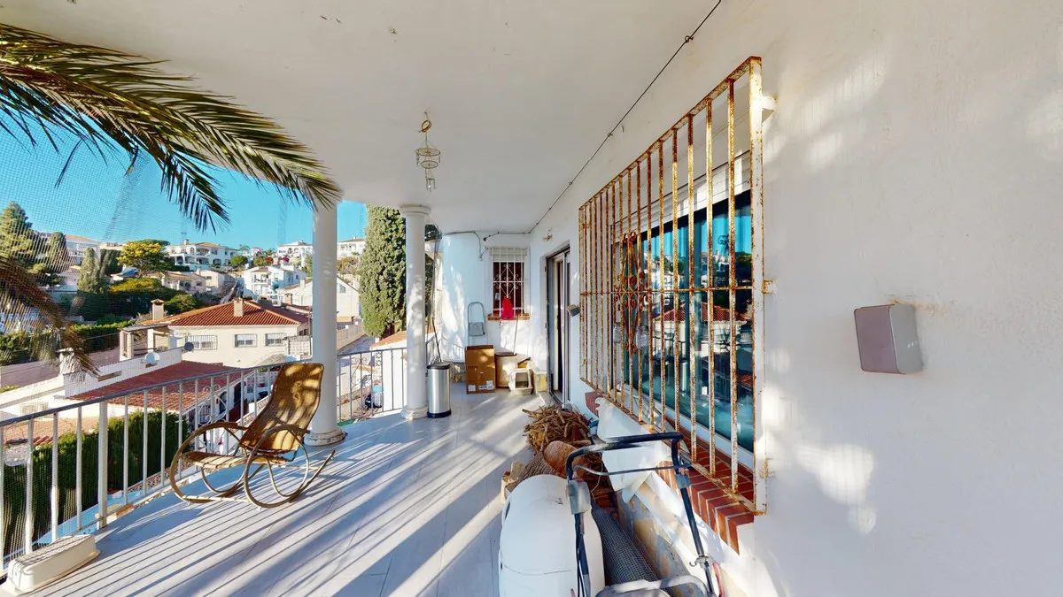 b3a038f8-1fb3-40c5-9e3f-2b2a46c44d12