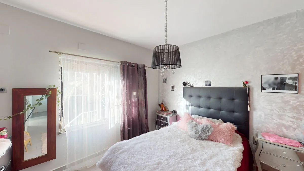 d3ef4288-4571-44e3-936a-e02e3b77de54