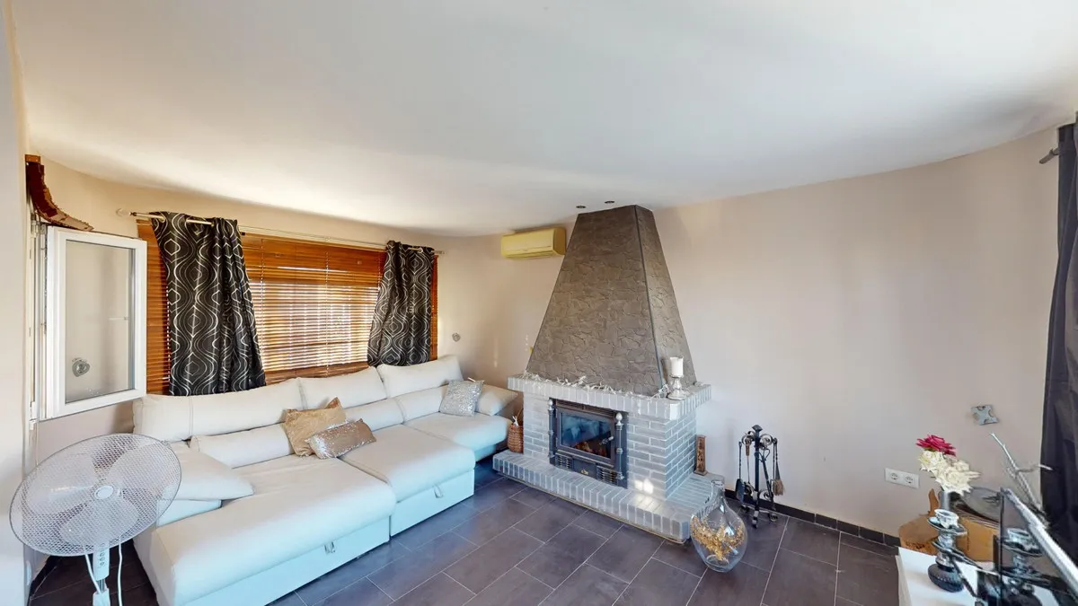 f16d91b9-c9a7-40cc-acd9-c864a1f4cf5f