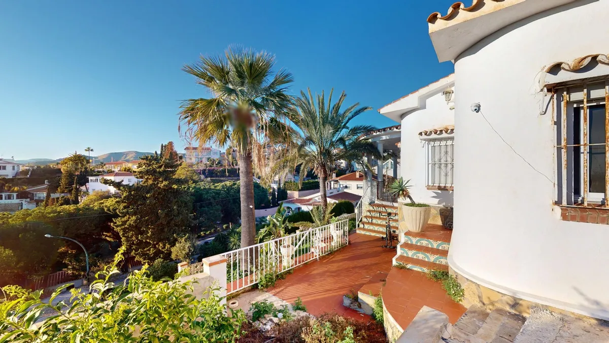 fe852f97-f6f3-4c75-816a-f0494738e2fd