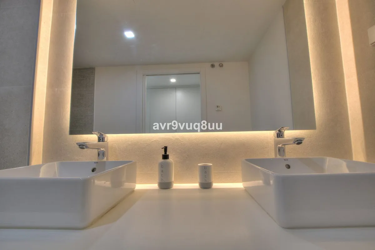 1f6df0c5-6026-4d61-8e26-1577ed116901