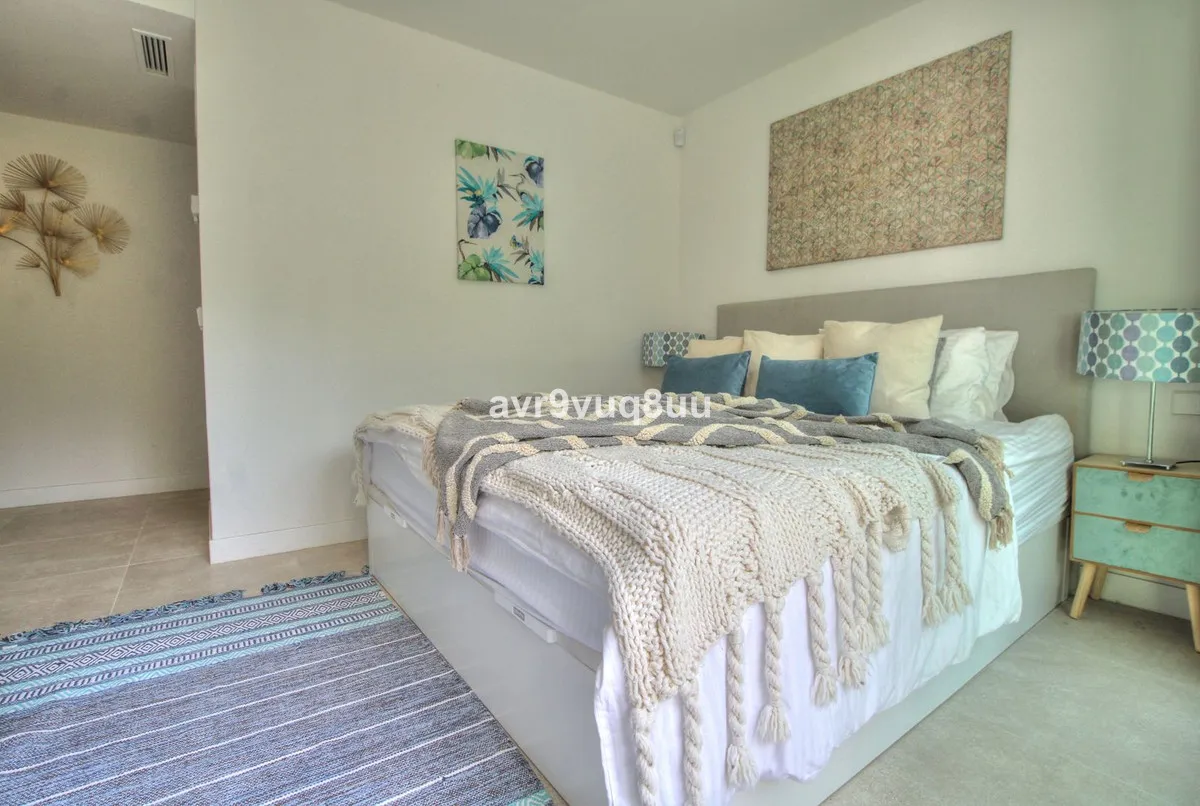 f7a512a0-f574-4f58-b05e-86267043d5e5