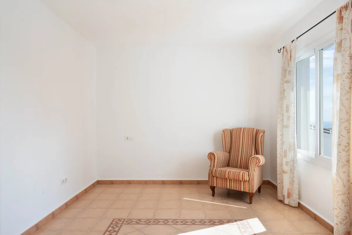 0e96858b-95cf-4c24-97eb-43a7cb827b3a