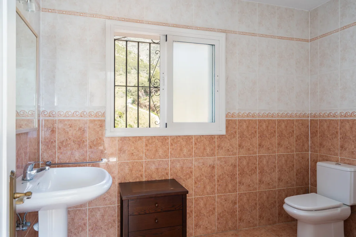 27e2cd5d-9946-4eee-b382-c71cde293664