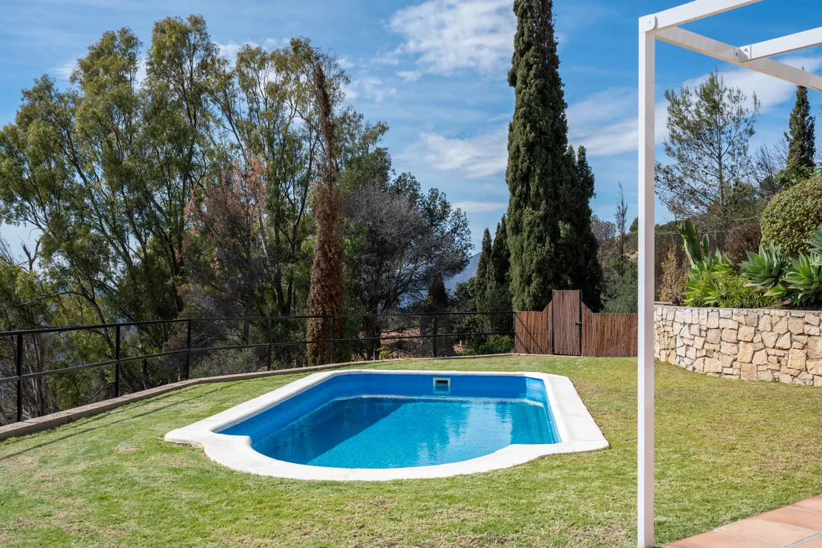 33df155a-78a1-4d20-ac79-4e39eec9156c