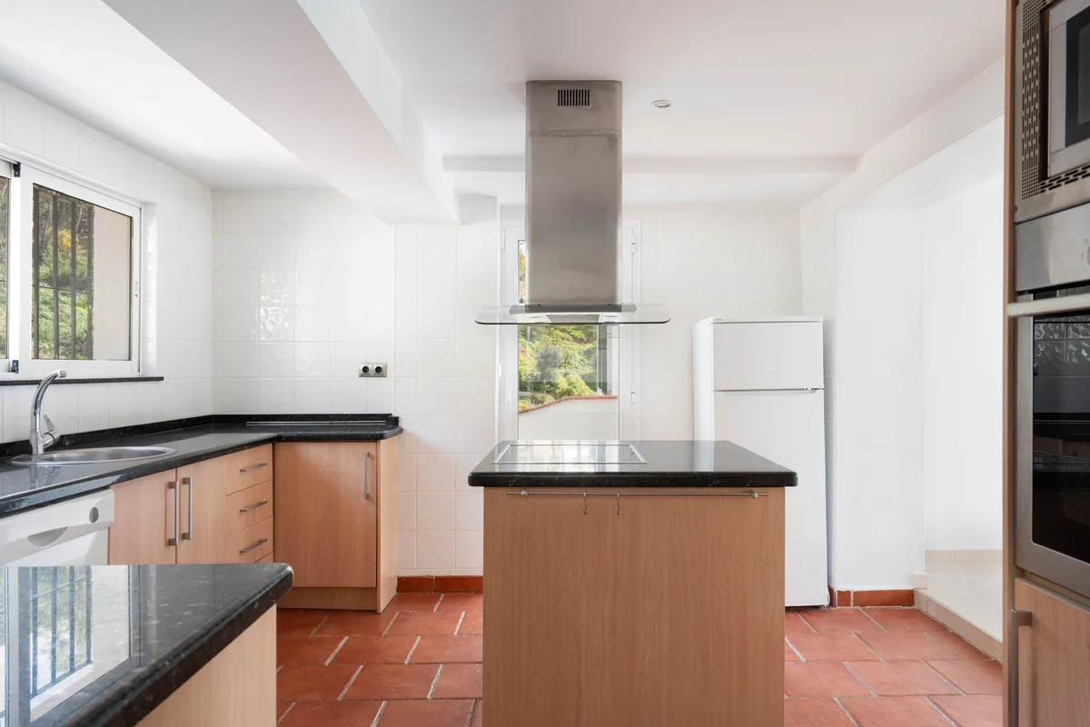 98ba32c2-f2ce-4526-a5dc-14886518ede7