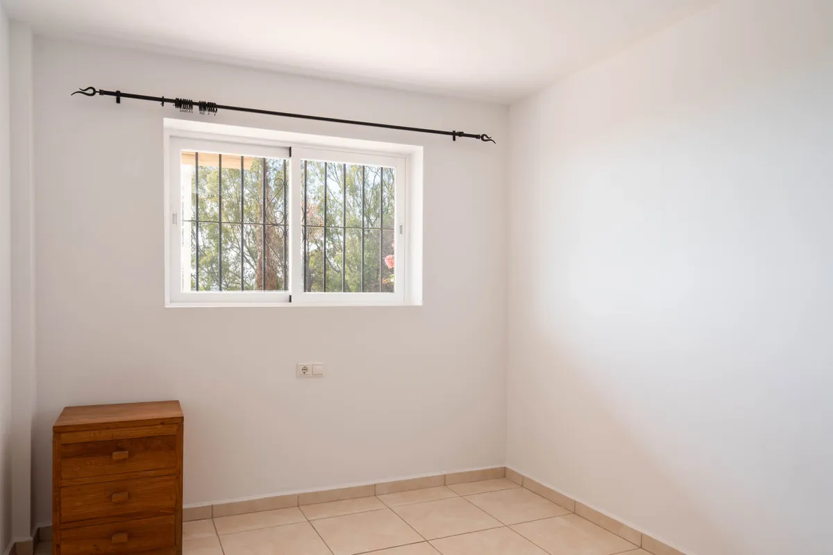 c2b62e26-1c80-475e-aefd-597afb350b62