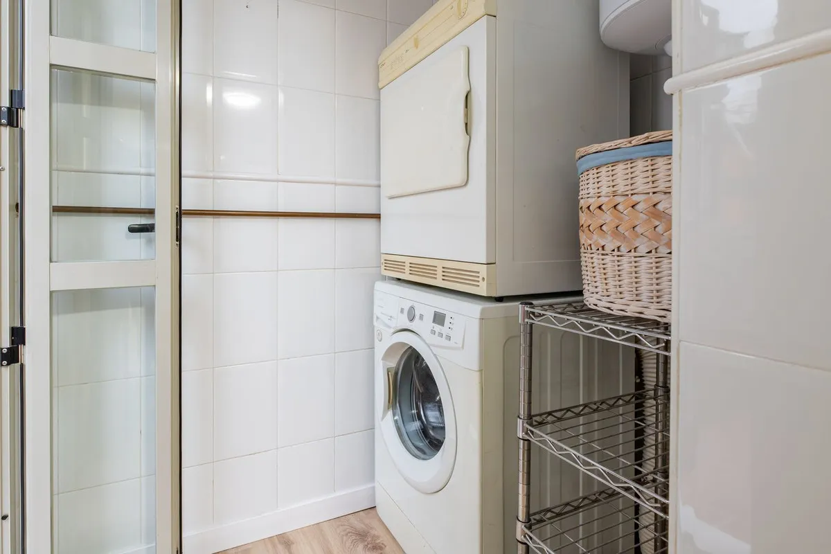 1959c962-145e-43b3-8699-212ef9fc6d41