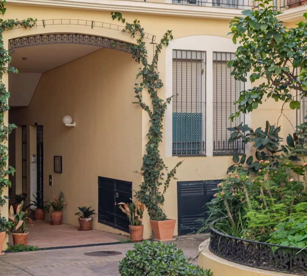 3843fd0a-1010-440c-bc78-7f66f835a33e