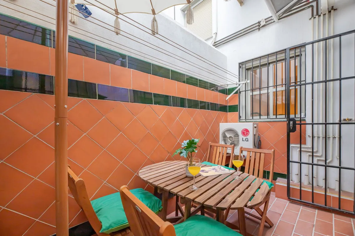 fc48f274-1d57-4440-a5c2-7be9abdf9565