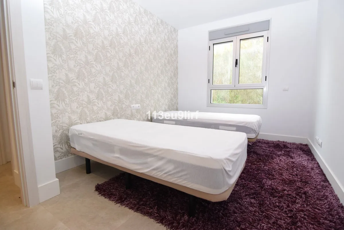 1f192993-48c9-4b52-bc09-a729ac62bd34