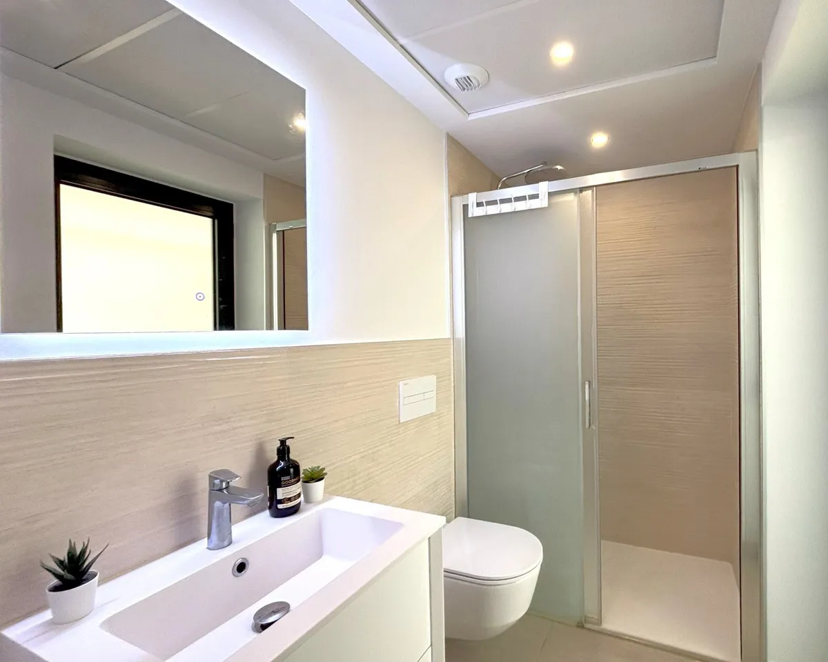 1d3829d3-da31-421a-938c-599c11717123