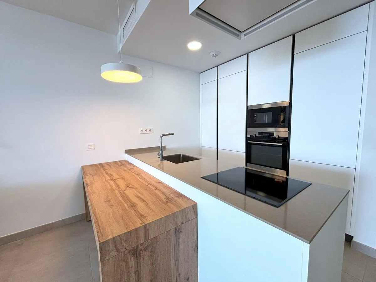 309ba99d-c3b3-4f5b-bbde-3b760f47828b