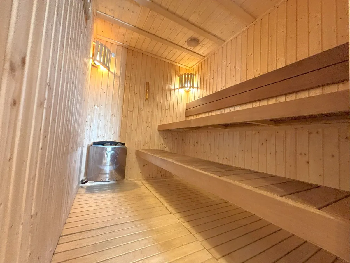 d2ec9569-0bbf-4fb7-80ae-fd04c59c2731