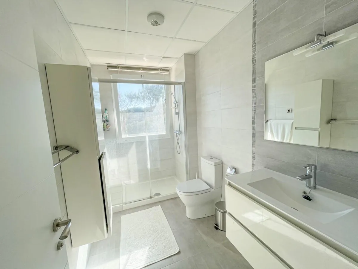 2658b361-afa1-440c-87bf-da159ba0a0f2