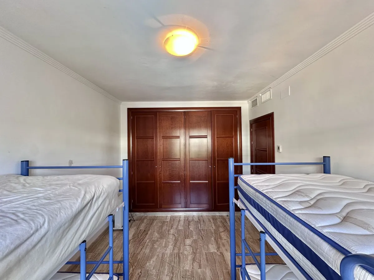 0baa6770-c0f0-4f67-bb97-fa6bc014da46