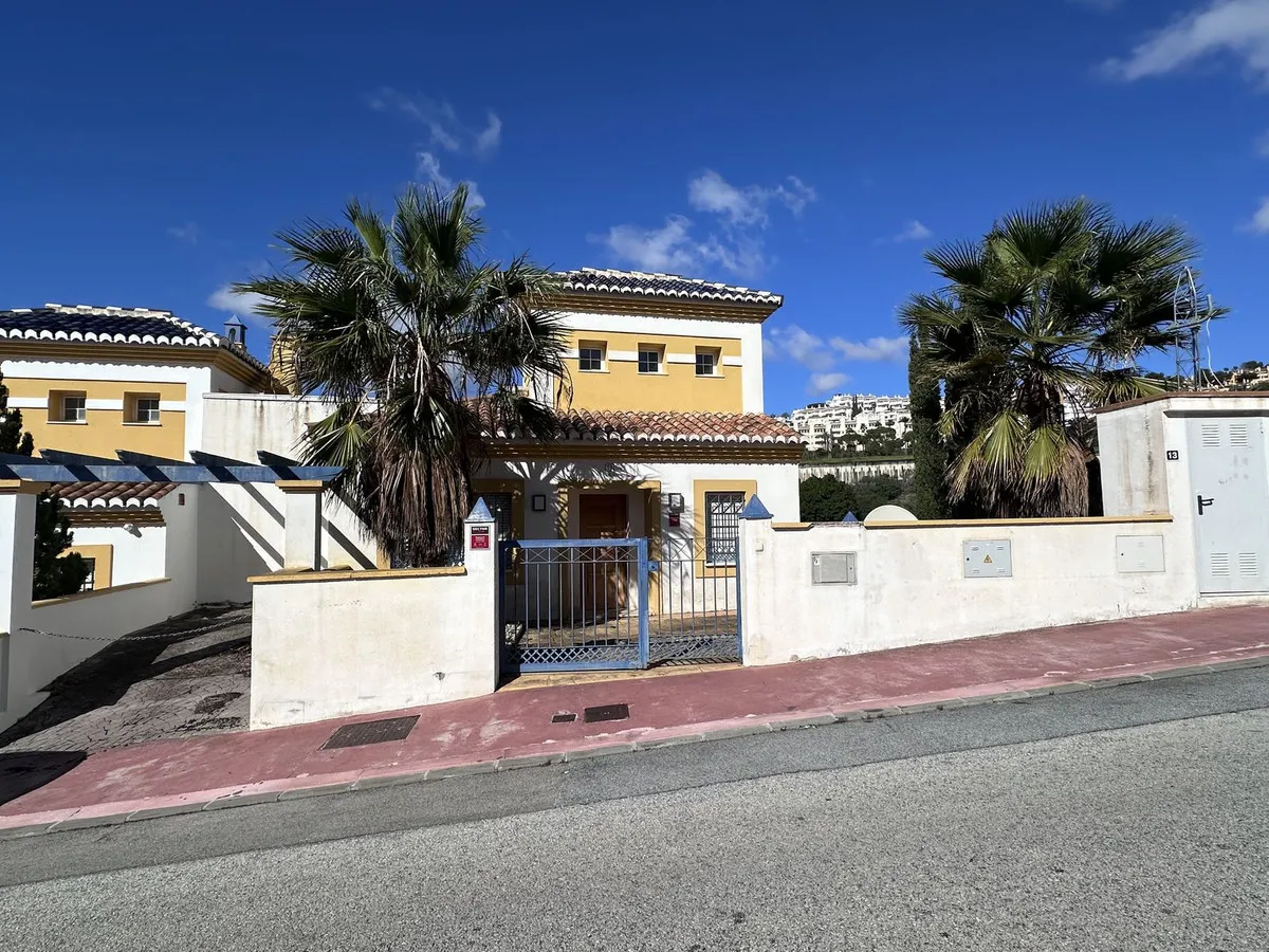 ccd8e5f8-cd2e-4fdd-8ce7-f5fba797863c