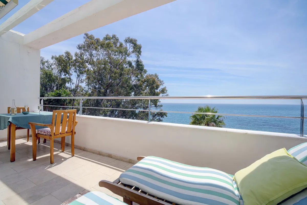 75a2f3bf-d8fb-46fd-8423-5db61951f21c