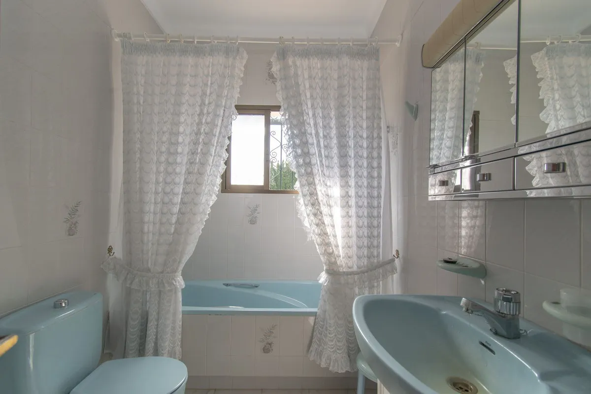 3f4be3dc-37cd-40ac-a975-3ea050b3ebb5