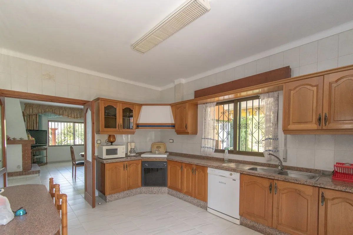 d4030e7d-7246-4173-b129-7f57a0d1a3f8