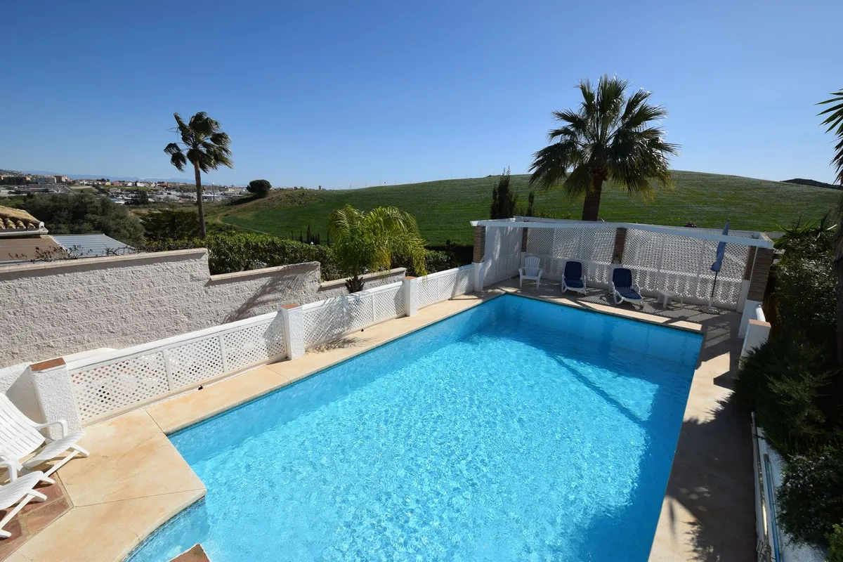 21842792-0681-45a2-813a-83a3e0d625bd