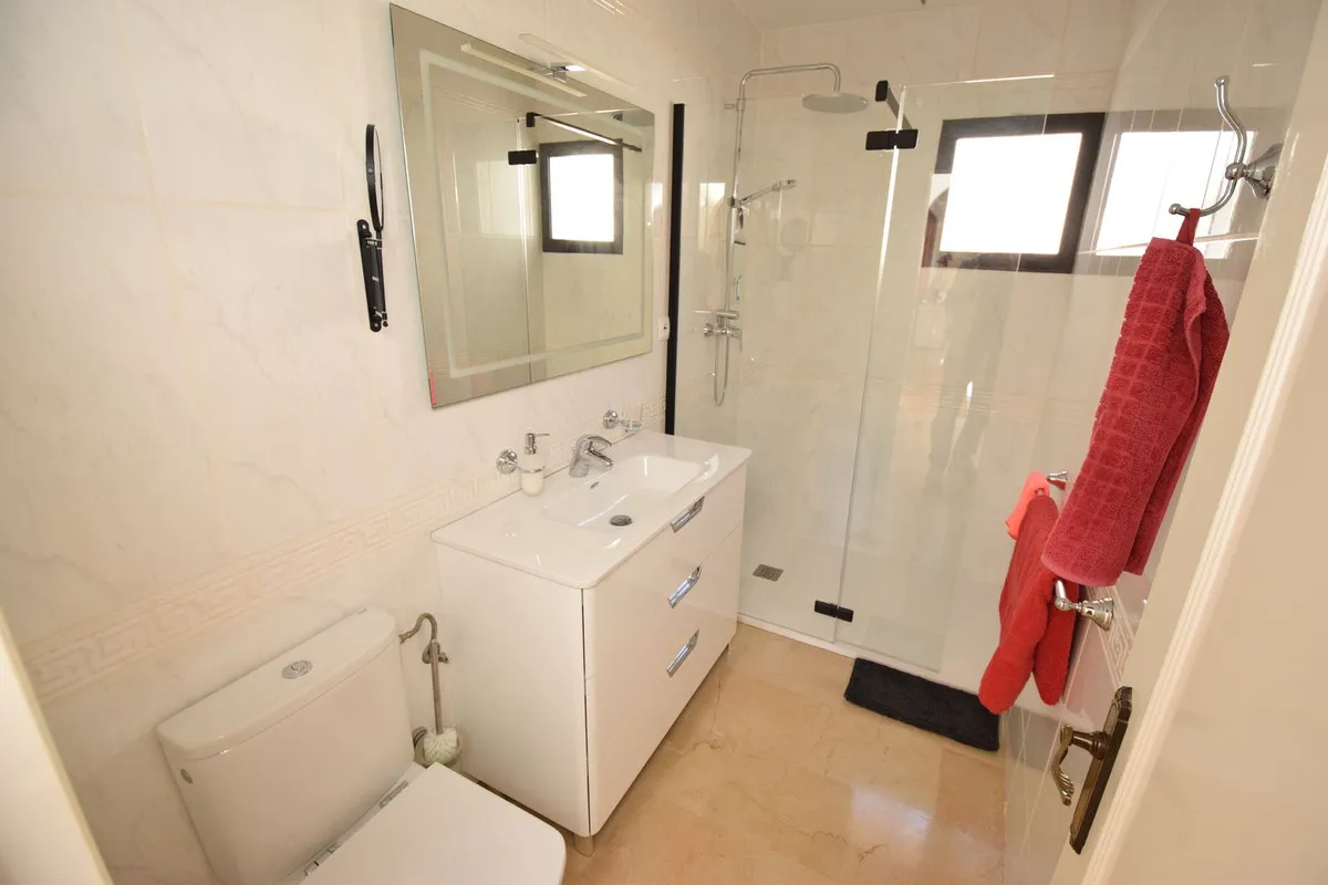 23442813-8c06-41f9-bb5f-549d89bf8e76