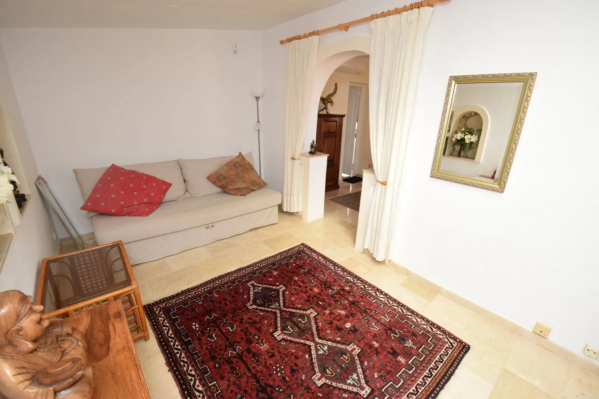 693fd6a4-d3d8-4281-abc9-e38bc1271d62