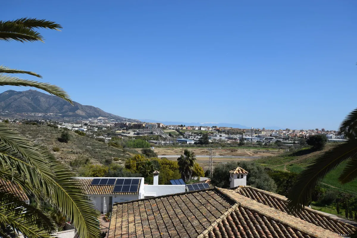 6f525667-e93f-4a33-8736-c133674f0d38