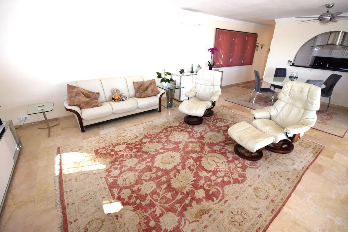 a883de61-1f2e-4a1f-b3c9-0527e619fbb7