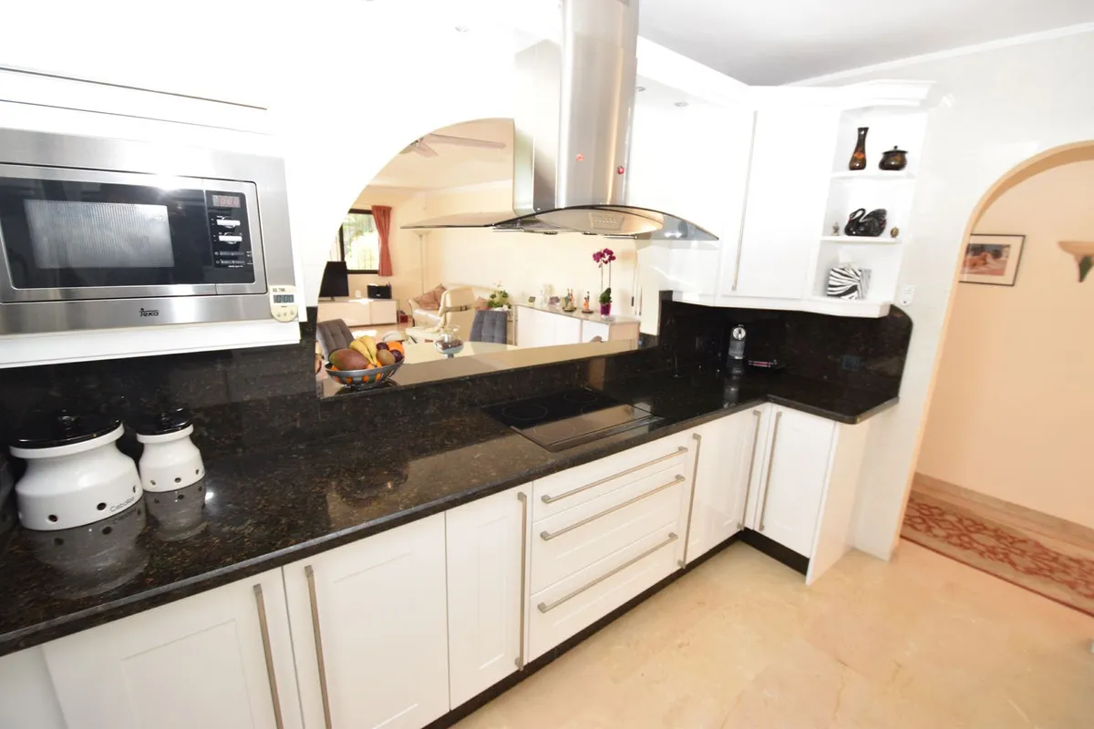 d2516b80-b931-4f02-bfbf-8f3d5b6c4ff3