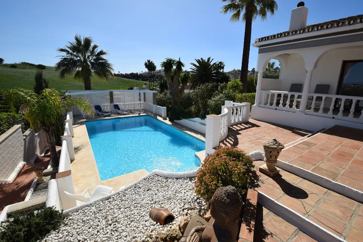 e5a81f0d-f91e-412f-adf3-36a92fd32de5