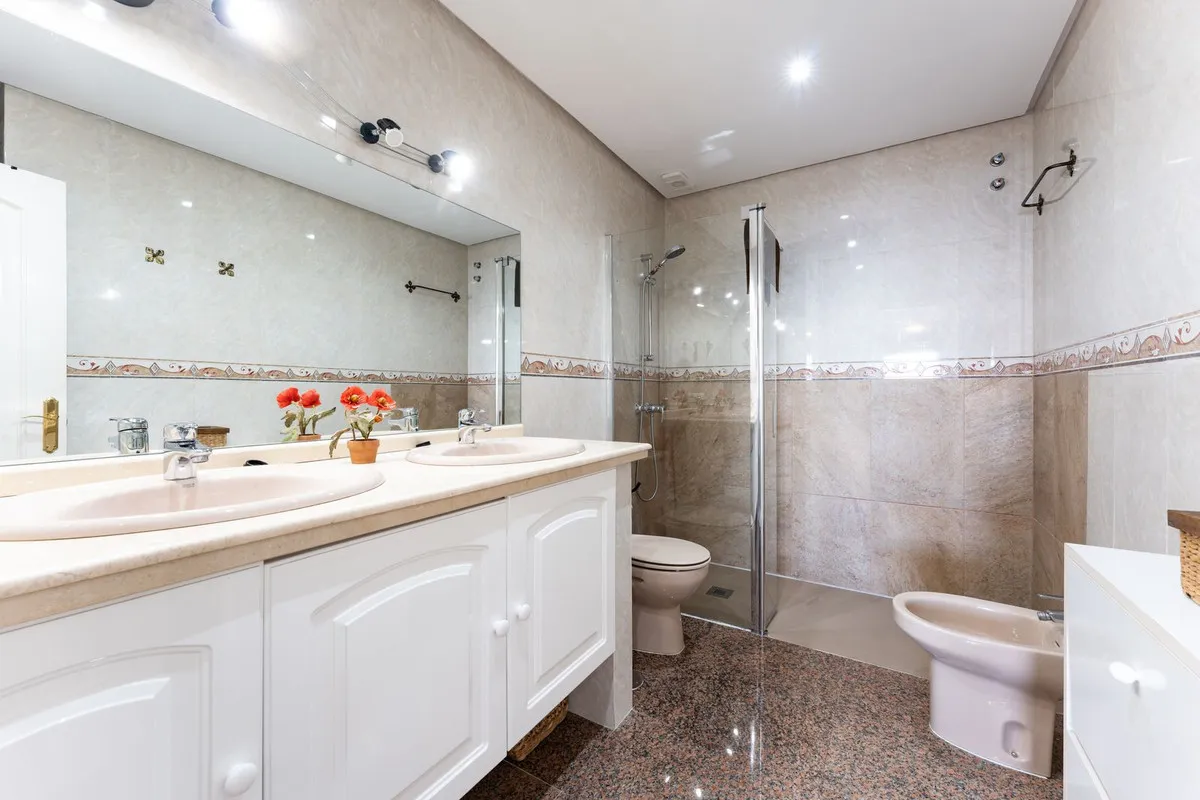 44379f27-e1f1-4c1a-8302-c0360995f054