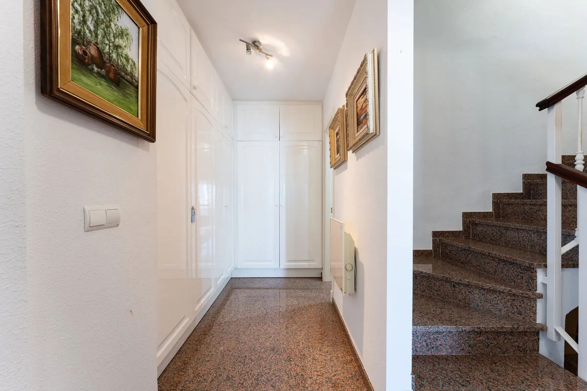 e0793eb3-45be-4ff0-a6ed-cf1c0170e1a8