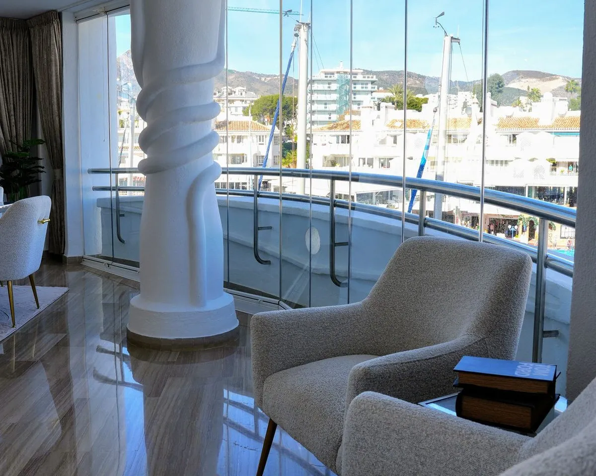 1c0167e8-b3b6-4e85-81fd-34068d15312f