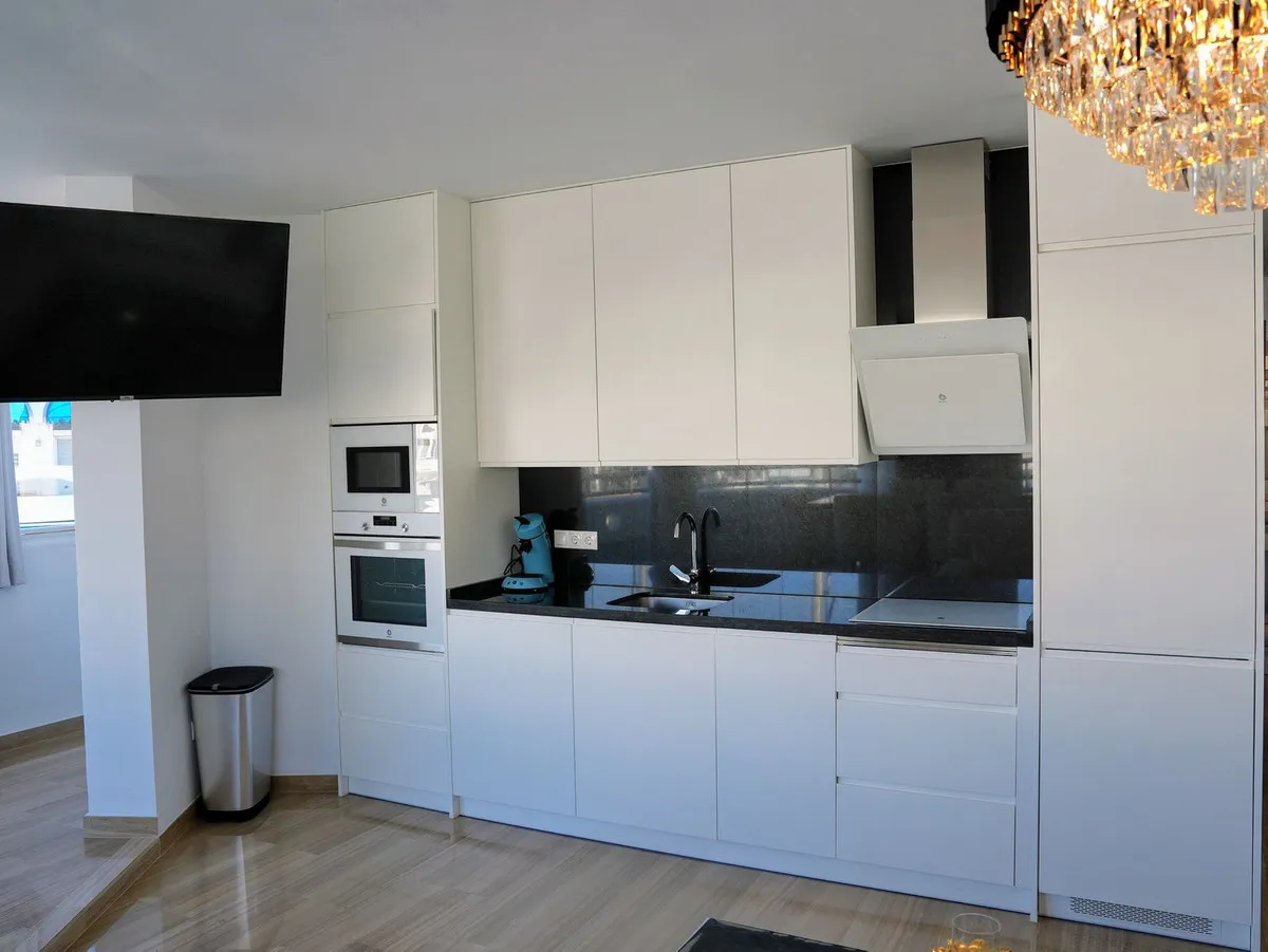 d59366fb-b5ef-4bc3-8109-479a1715bfce