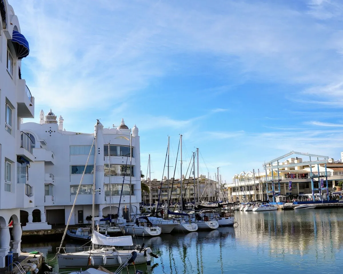 df28ad19-d1aa-448f-b80d-335959f521e4