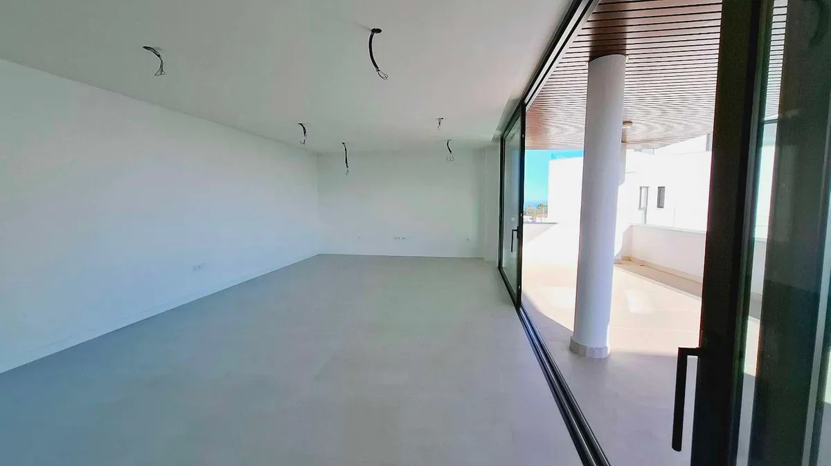 0292b4c7-6b9c-4dfb-8183-a06267828b07