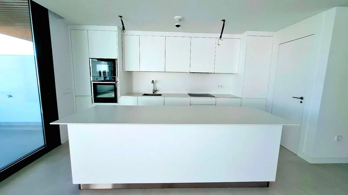 2c83d4e1-9fa8-44bf-a669-132907d23136