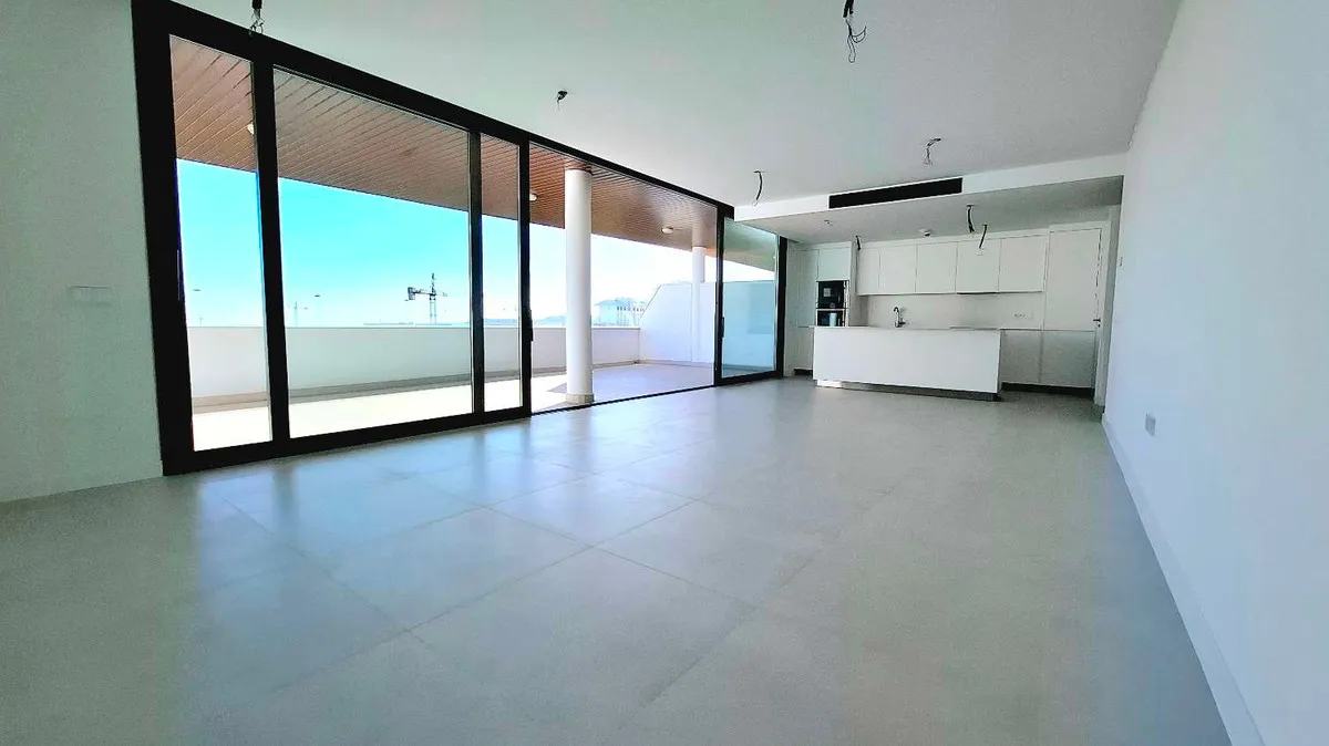 e39e5bf1-77a8-494d-8118-b73bad546246