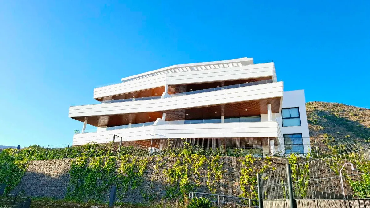 ed994e61-c3c7-4238-acf6-adfd83fd9fd6