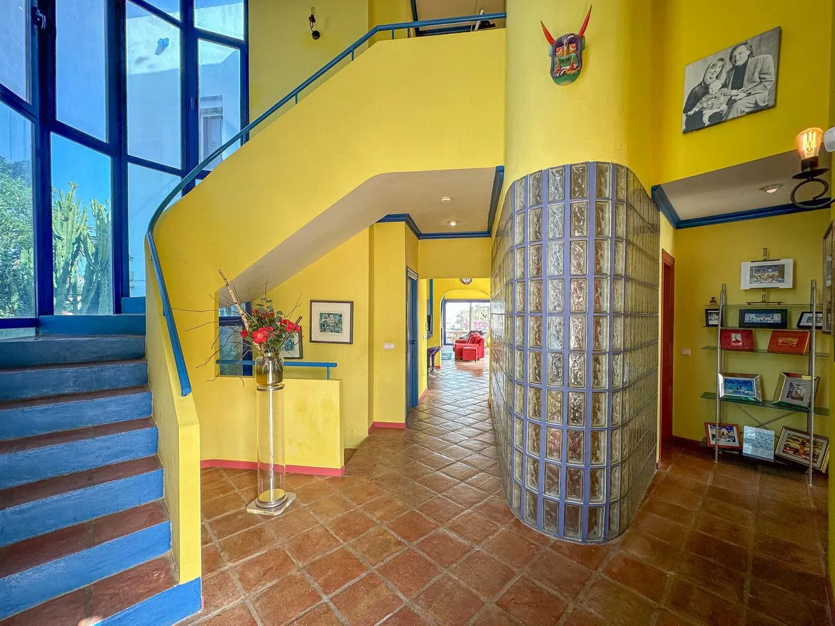 552fd936-7d4a-4e82-82f4-c063dcdc91a7