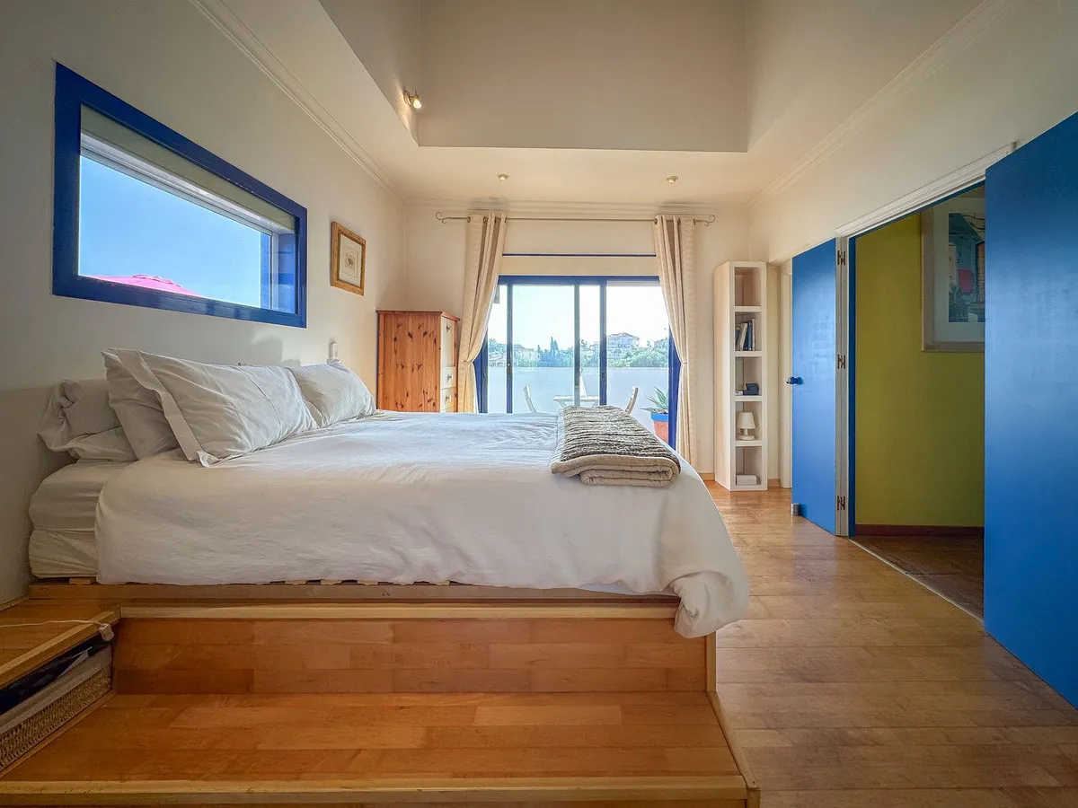 cdc8c1fc-fccb-4230-a4a3-647b96b701ec