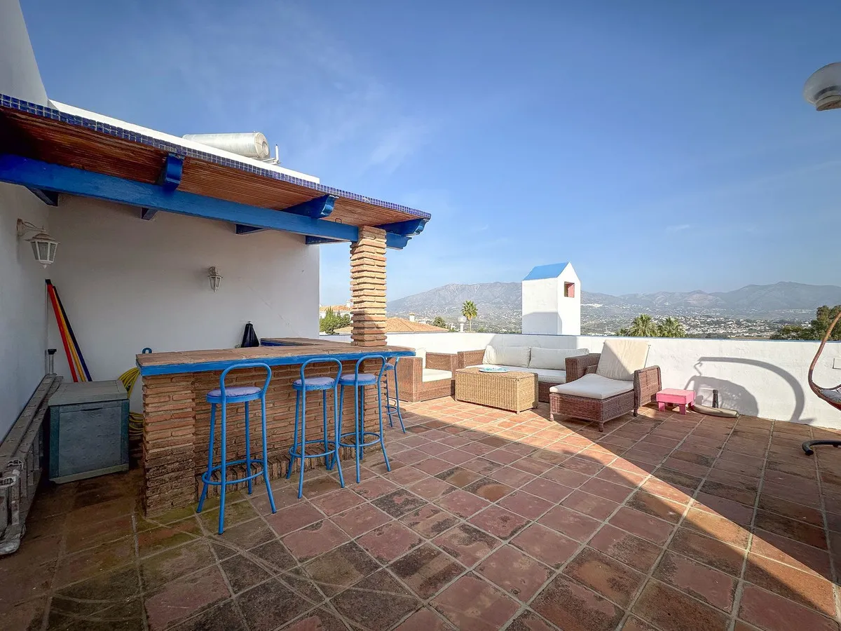 d09a0094-82f0-4c9b-bd3b-fba6a983eecc