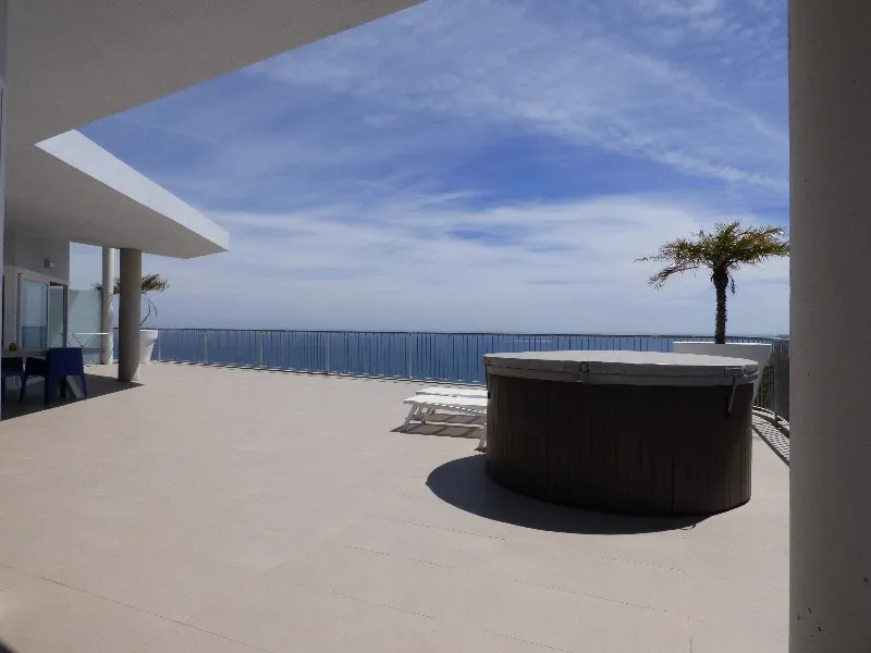 45f4e9d9-3f24-46bb-bb56-e5ba133a6f3e