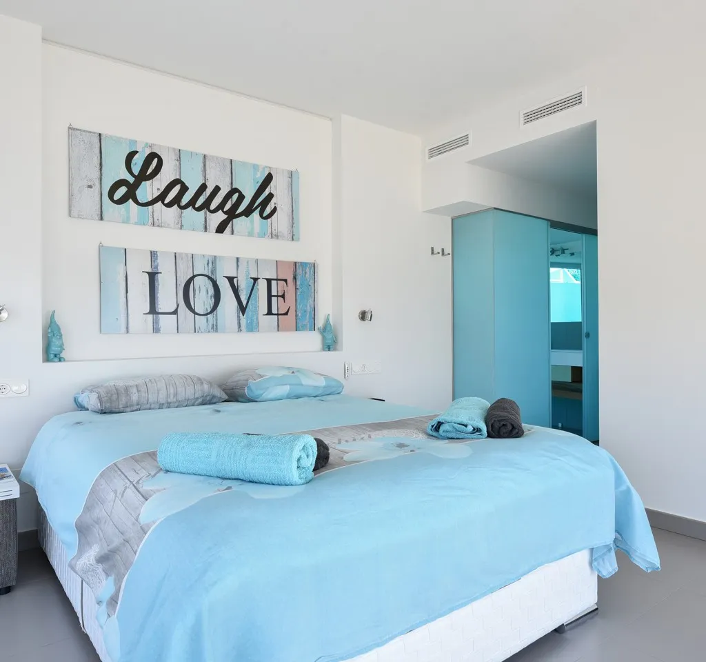 ed8d1822-d421-4877-aa99-46c37b1f8426