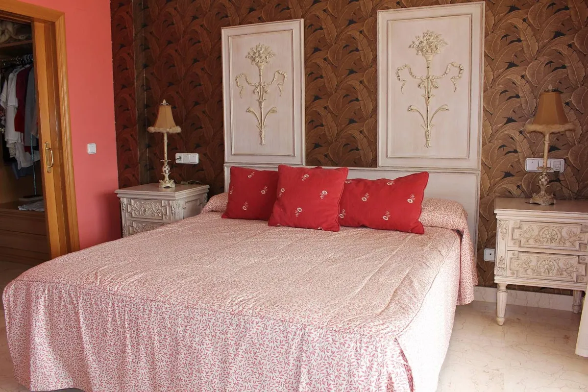 0a0cad05-92af-49e1-b3b9-252a72e2041b