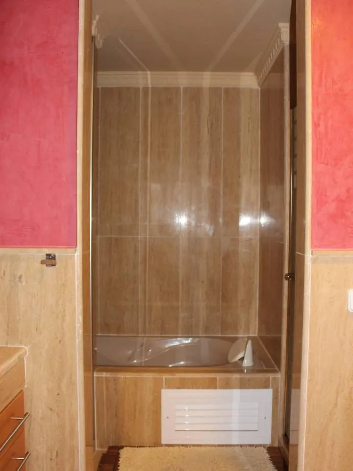 8d53c1ae-0e29-47bb-970a-9fe380d5b05b