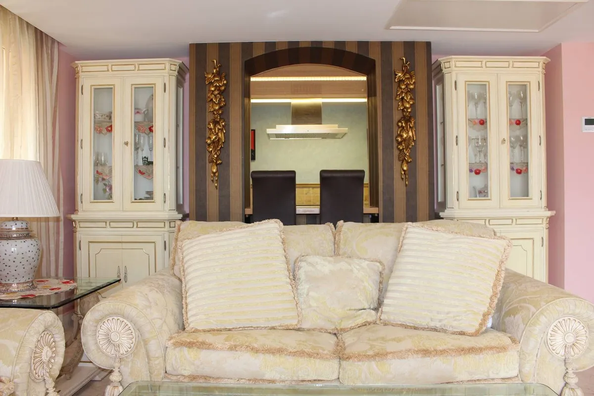 cd606be1-f657-4e48-b14a-ac9f2309dd66