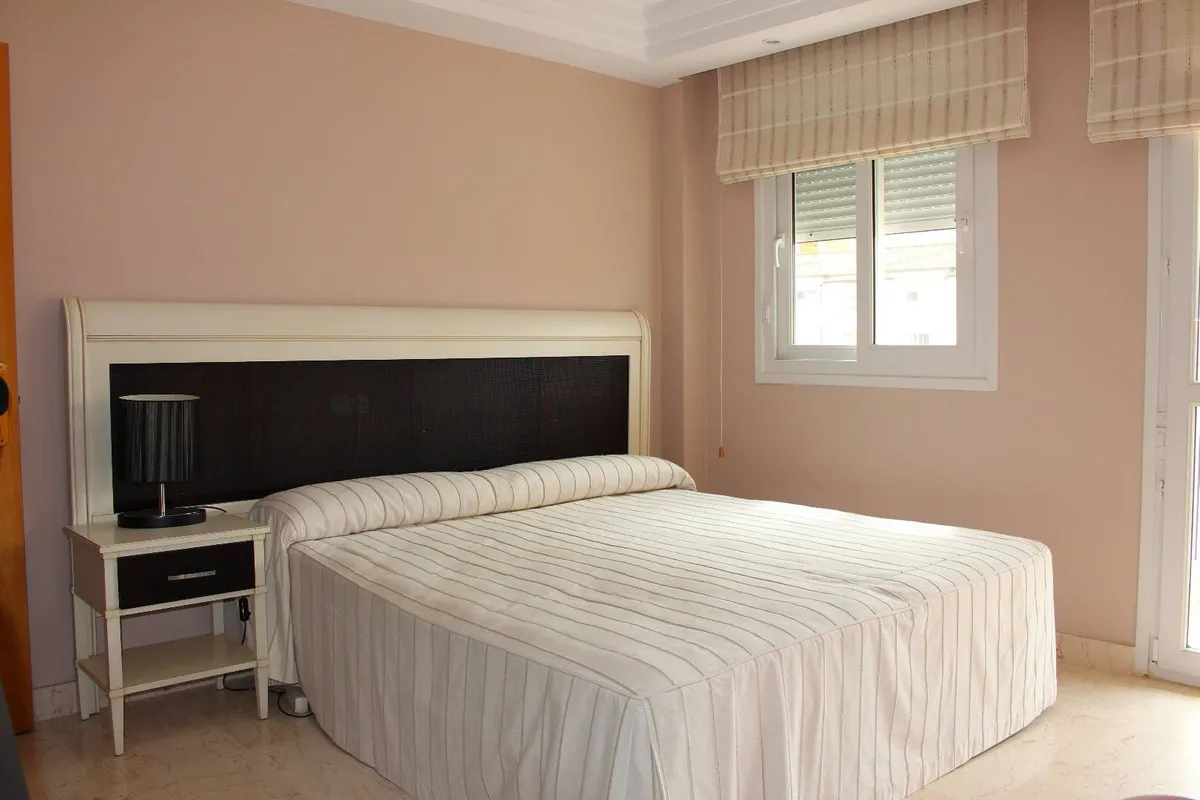 fb5f0631-ff3a-4fff-8ac8-96be7d22d315